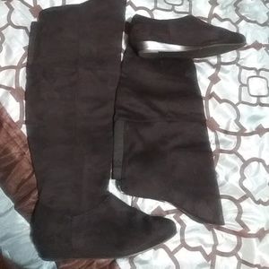 Over the knee boot